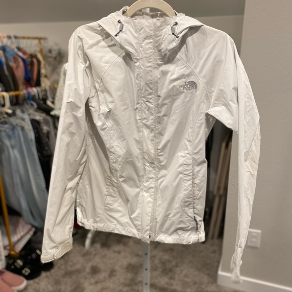 The North Face Womens Hyvent 2.5L Windbreaker Jacket White - Picture 1 of 17